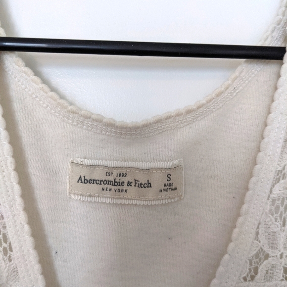 Abercrombie and Fitch White Lace Sleeveless Top S - Picture 3 of 3